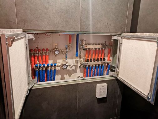 Люк под плитку Секрет 3.0, 2 створки 850*300